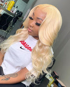Long blonde curly hair / 26 inches