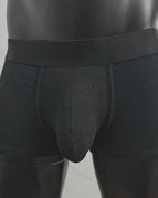 Black / M