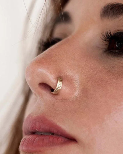 New luxury exquisite Gold Color body puncture geometric jewelry ladies engagement wedding gift nose ring nose nail