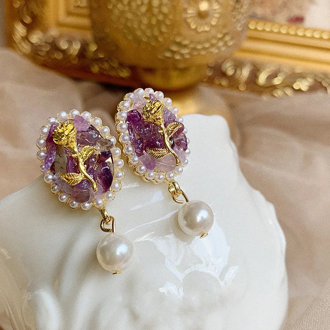 No Piercing Ear Clips Women - Retro French White Petal Flower Teardrop Pearl Clip on Earrings Elegant Gentle Daily Party Jewelry