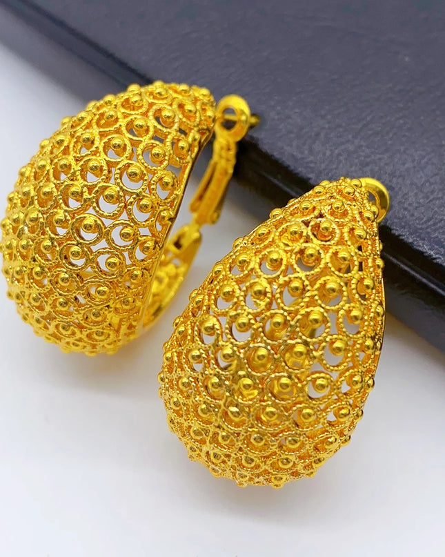 Dubai Simple Fashion Gold Plated Hollow Pierced Earrings Piercings Cartilage Ear Ring for Women Bride Ornament Gift Fine Jewelry