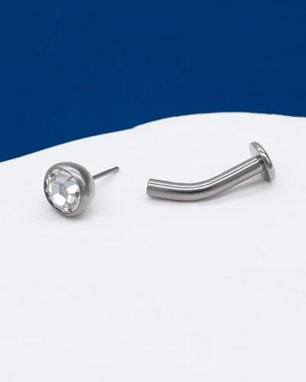 14G G23 Titanium Curved Belly Button Ring with White Zirconia Flat Implantable Navel Jewelry Elegant Pin-Type Piercing Accessory