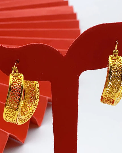 Dubai Simple Fashion Gold Plated Hollow Pierced Earrings Piercings Cartilage Ear Ring for Women Bride Ornament Gift Fine Jewelry