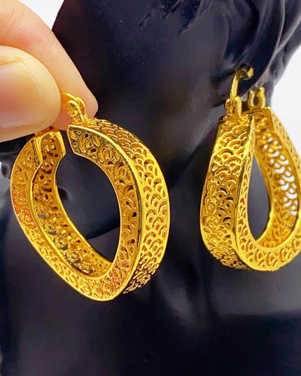 Dubai Simple Fashion Gold Plated Hollow Pierced Earrings Piercings Cartilage Ear Ring for Women Bride Ornament Gift Fine Jewelry