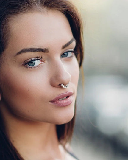 5pcs Wholesale Nose Piercing Fake Septum Ring Rhinestone Crystal Metal Faux Percing Nose Rings For Women Lady Punk Body Jewelry