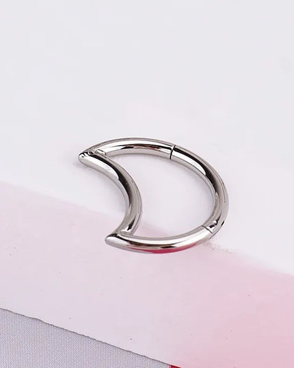 Heart Pearl Nose Rings Pointed Cone Love Lip Pierced Horseshoe Ring Skull Butterfly Nose Septum Piercing Earrings Tragus Jewelry