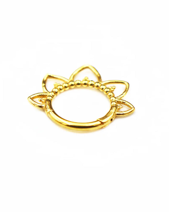 Stainless Steel Nose Ring Flower Hinged Septum Clicker Nose Hoop Seamless Nose Ring for Women Cartilage Nose Piercing Jewelry