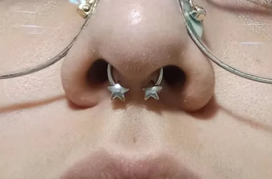 Star Shaped Septum Rings Surgical Steel Body Piercing Jewelry Vertical Star Nose Ring Jewelry Lip Rings for Women Men