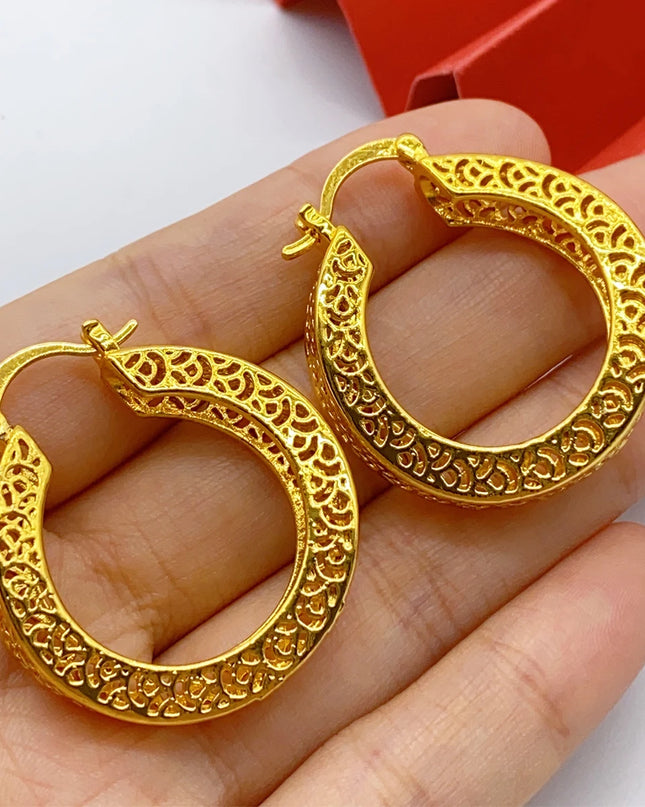 Dubai Simple Fashion Gold Plated Hollow Pierced Earrings Piercings Cartilage Ear Ring for Women Bride Ornament Gift Fine Jewelry