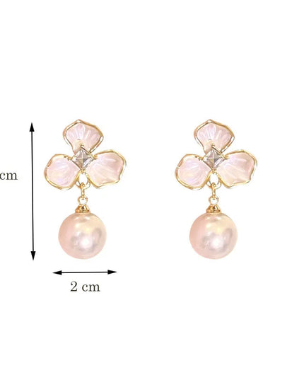 No Piercing Ear Clips Women - Retro French White Petal Flower Teardrop Pearl Clip on Earrings Elegant Gentle Daily Party Jewelry