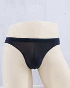 Black / M